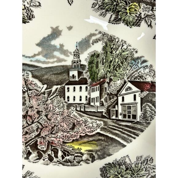 Johnson Bros Friendly Village England Vintage Village Green 11" Scalloped Bowl - Picture 2 of 8